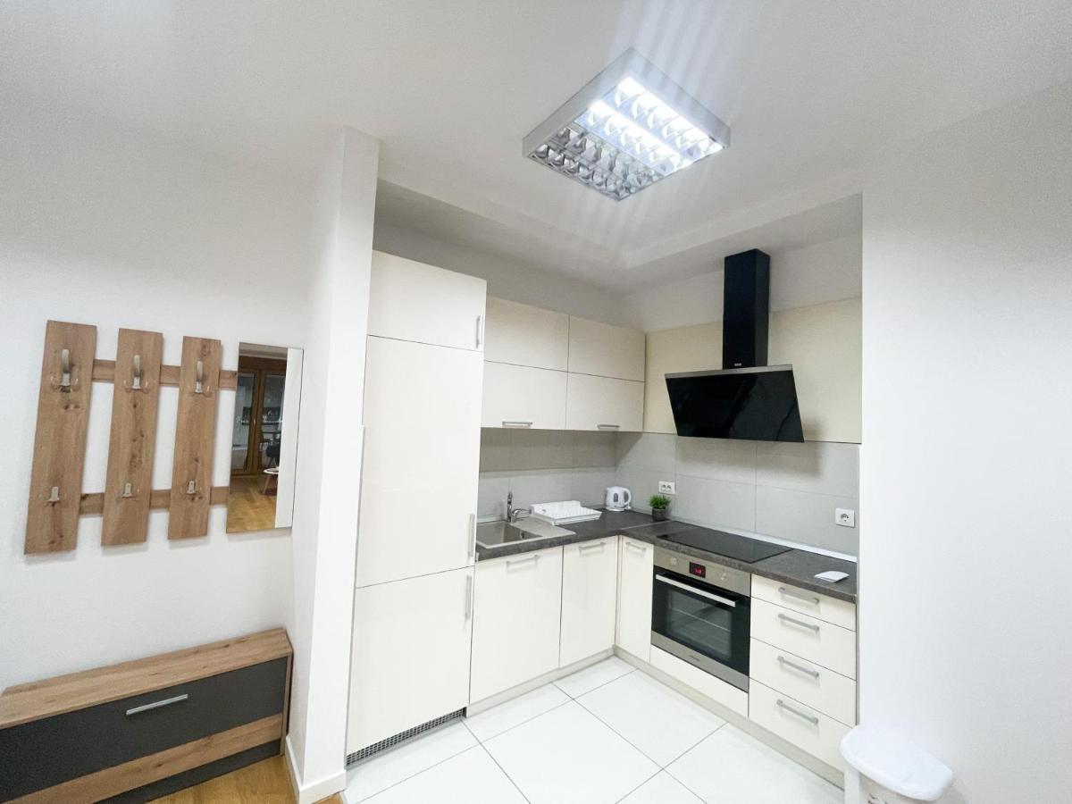 Hedonist-modern Urban A Blok Apartment *